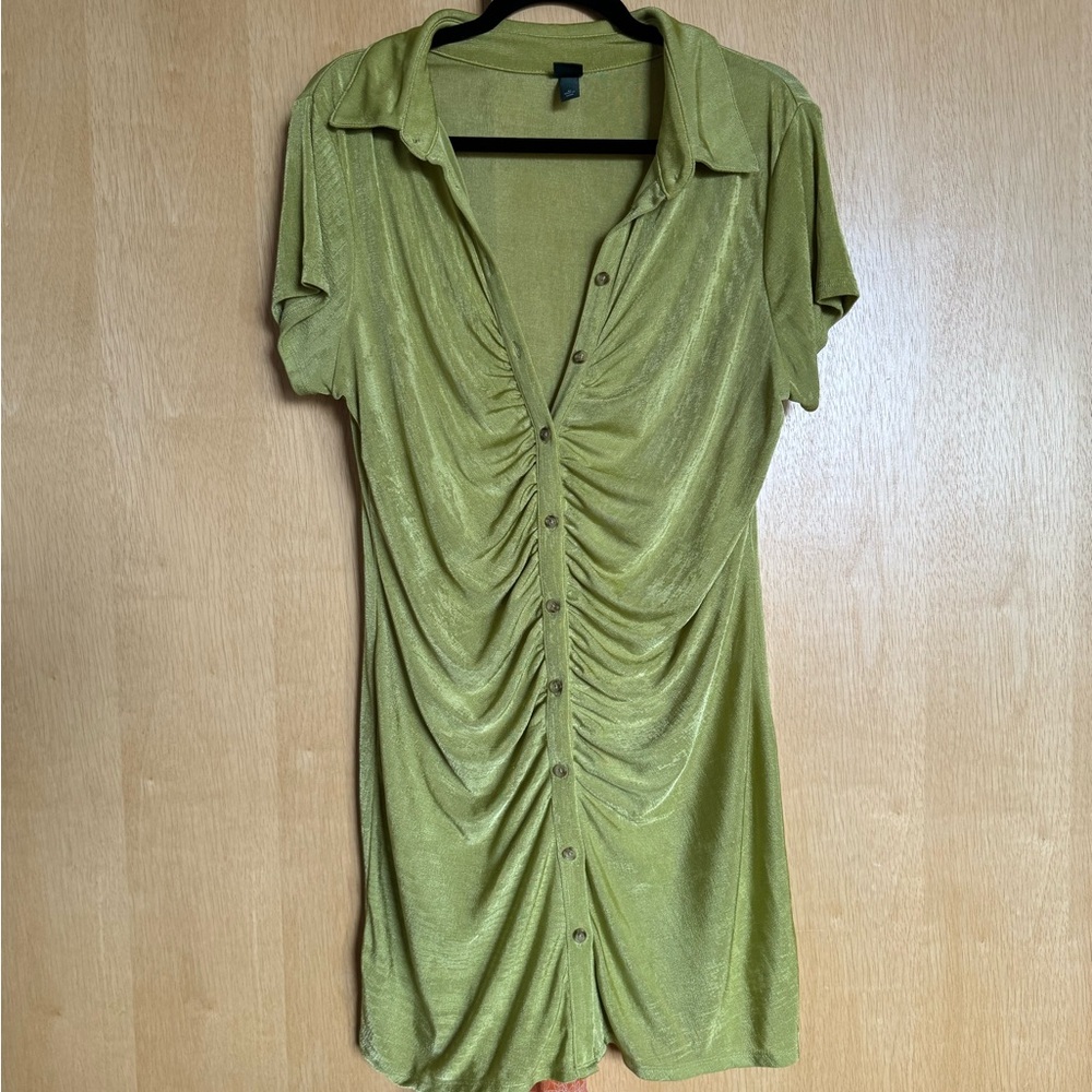 body con button down dress